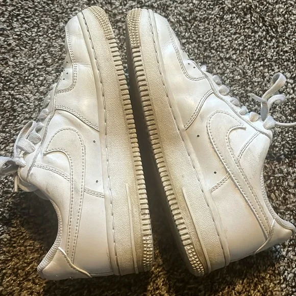 Nike Air Force 1 Shoes - Picture 5 of 9